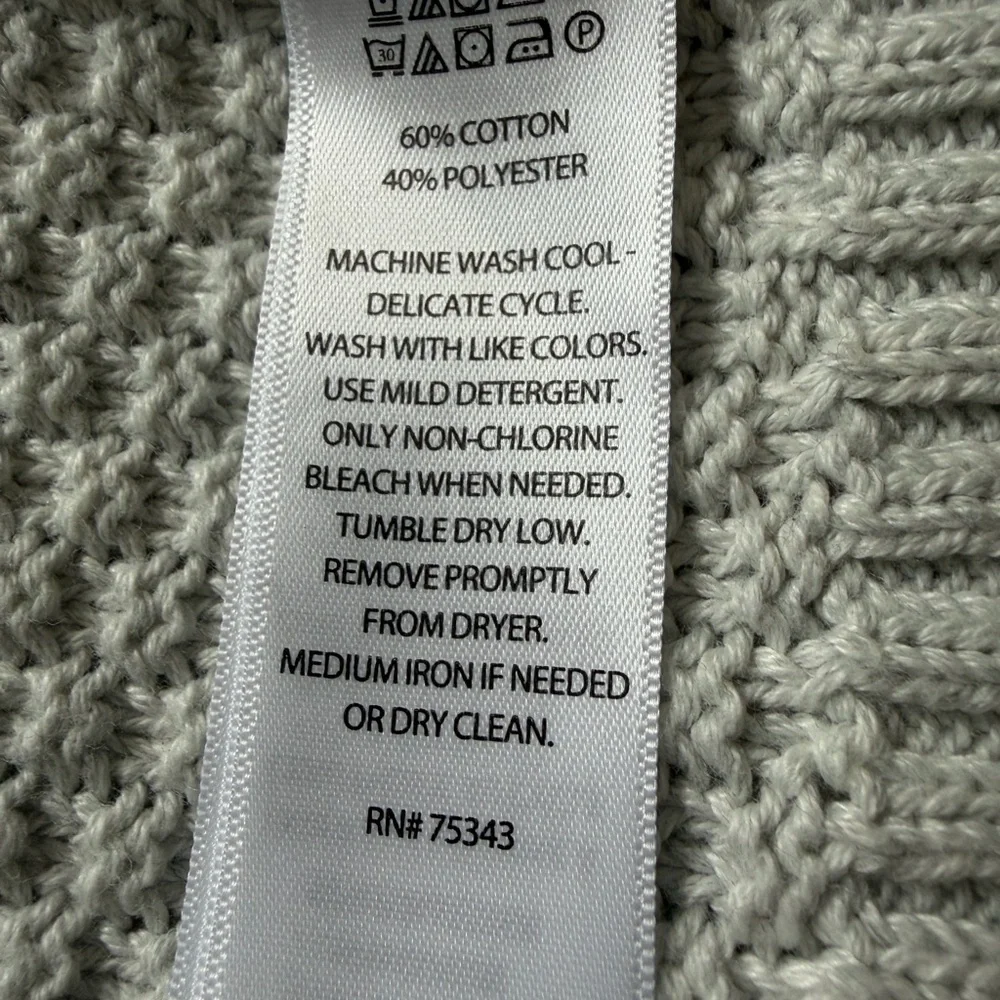Max Studio soft knit